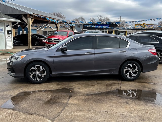 Honda Accord photo 4