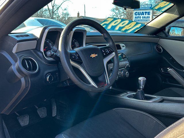 Chevrolet Camaro photo 4