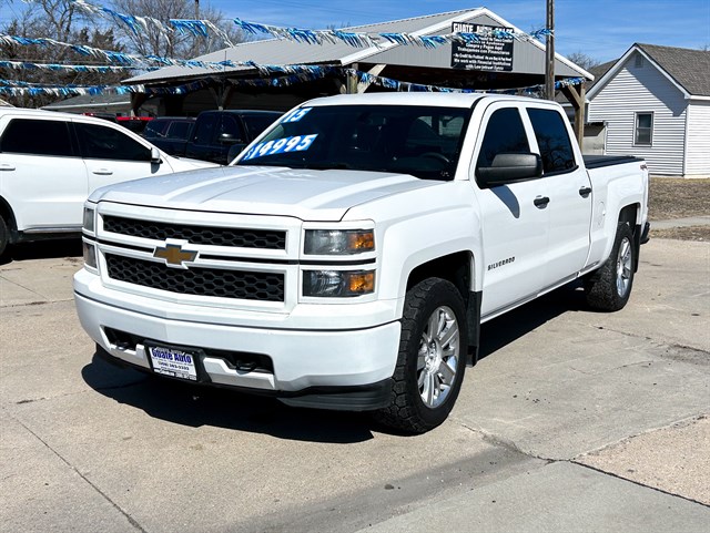 Chevrolet Silverado photo 3