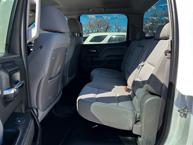 Chevrolet Silverado photo 9