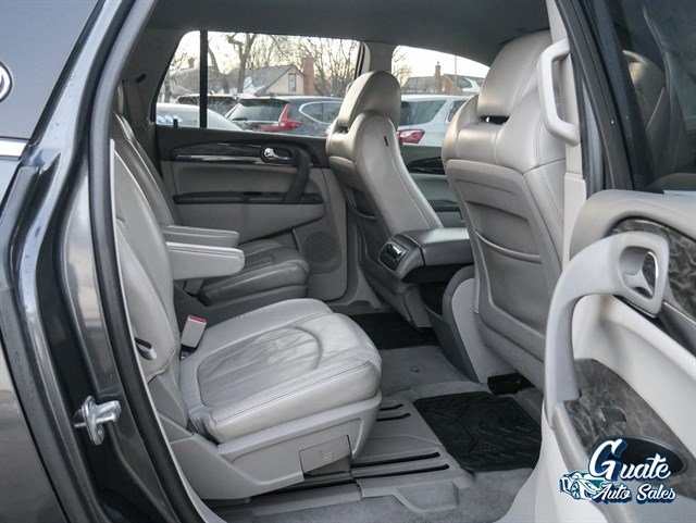 Buick Enclave photo 15