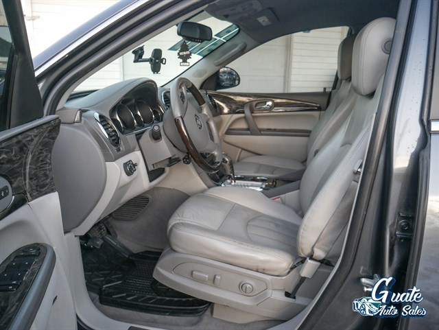 Buick Enclave photo 5