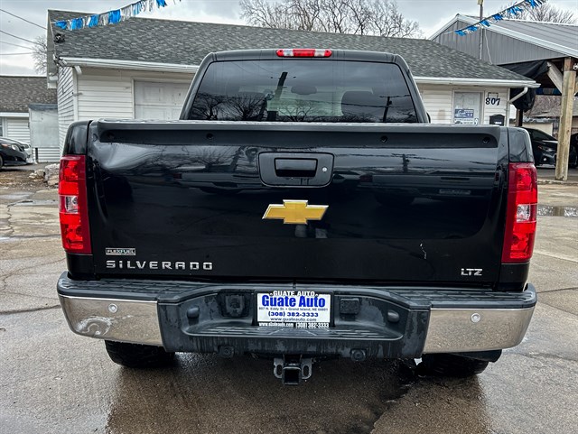 Chevrolet Silverado photo 10