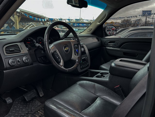 Chevrolet Silverado photo 4