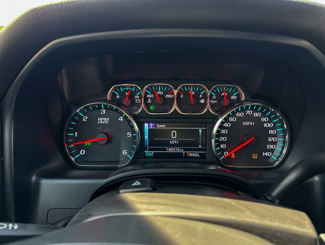 Chevrolet Silverado photo 12