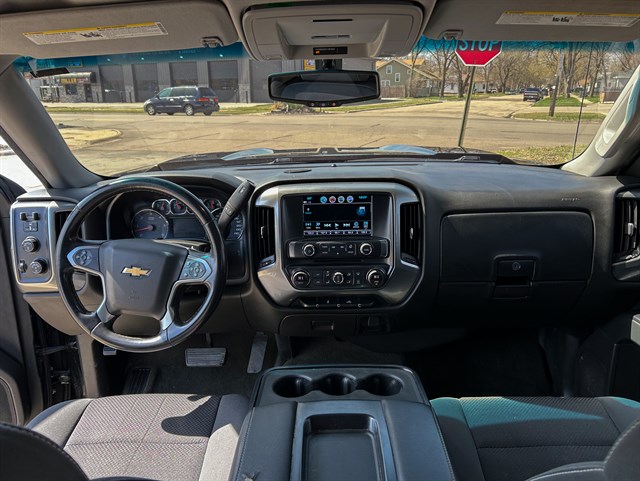 Chevrolet Silverado photo 10