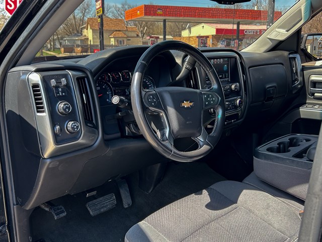 Chevrolet Silverado photo 9
