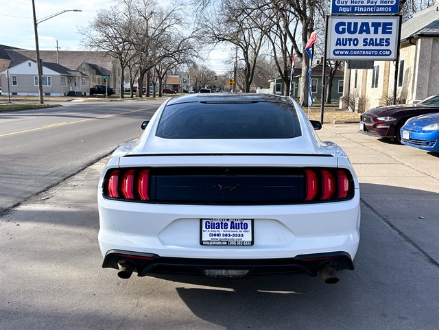 Ford Mustang photo 14