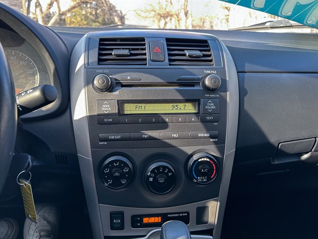Toyota Corolla photo 6