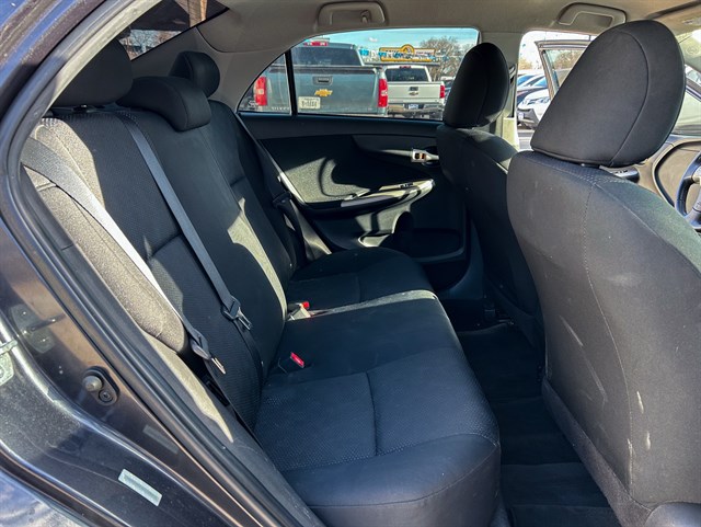 Toyota Corolla photo 9