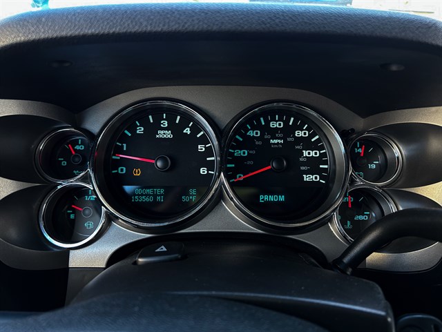 Chevrolet Silverado photo 5