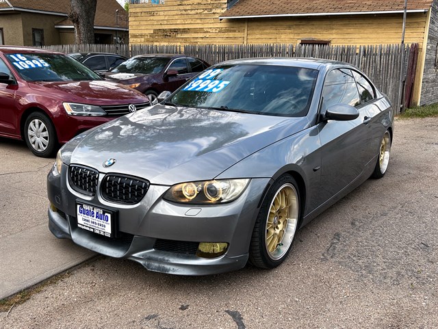 BMW 3 Series photo 3