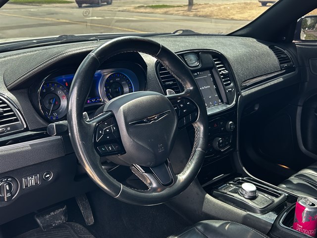 Chrysler 300 photo 4