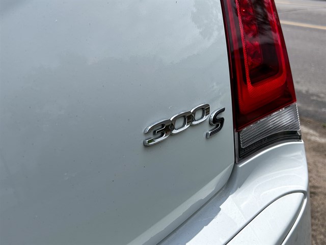 Chrysler 300 photo 20