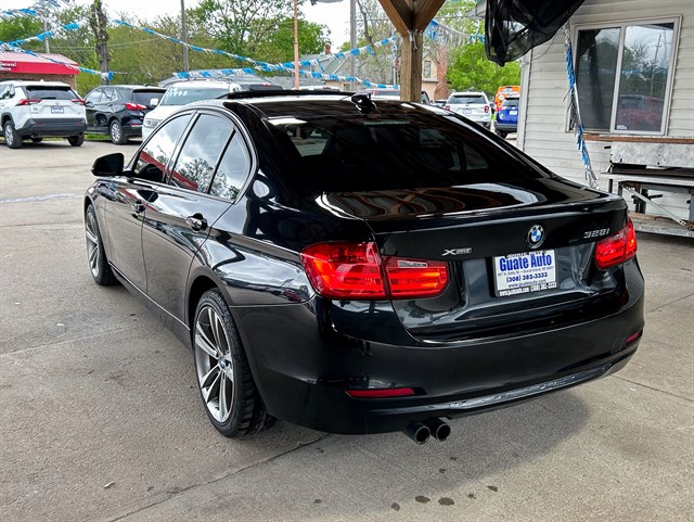 BMW 3 Series photo 9