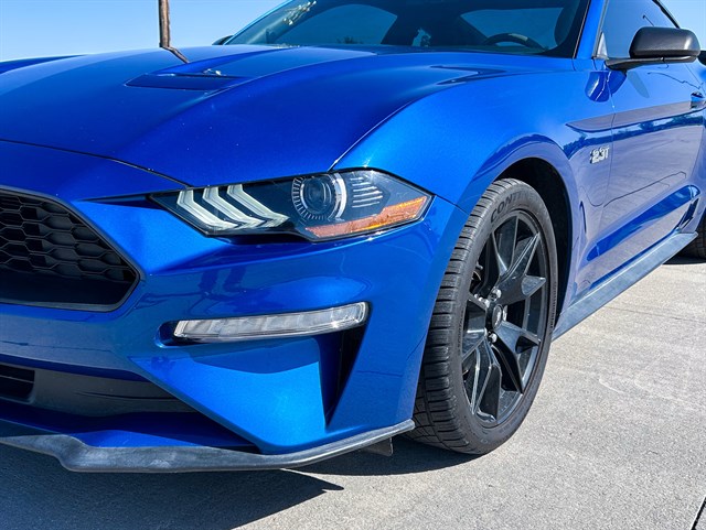 Ford Mustang photo 10