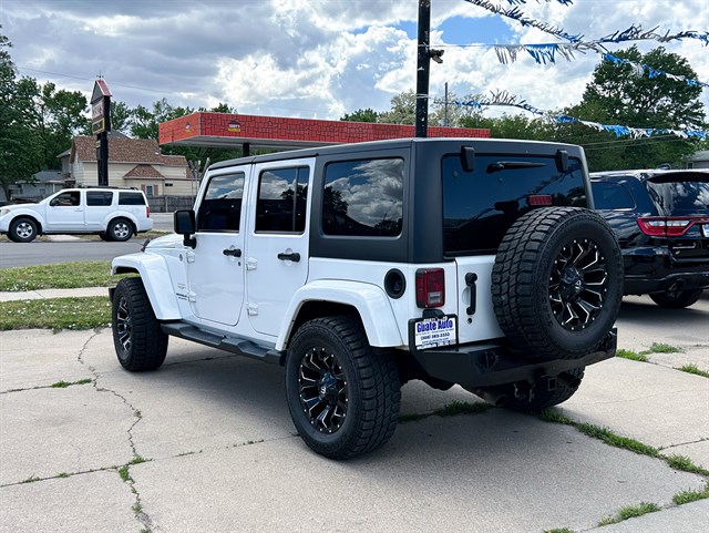 Jeep Wrangler photo 5