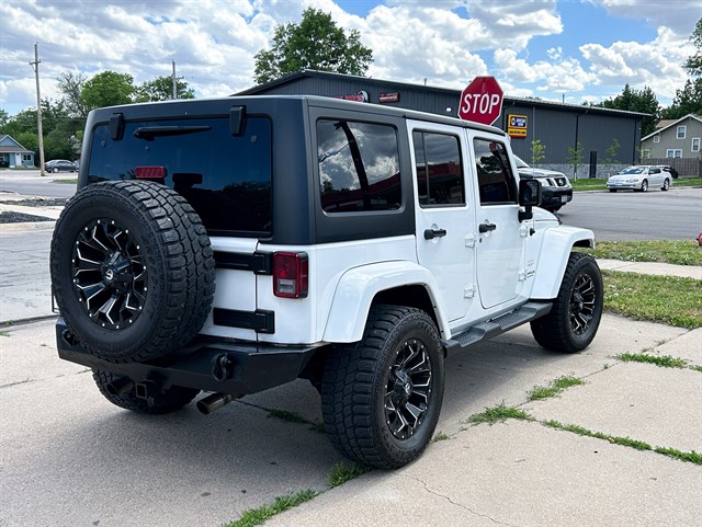 Jeep Wrangler photo 7