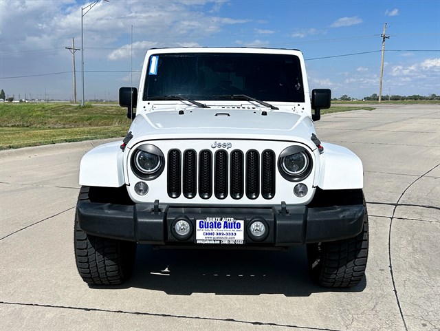 Jeep Wrangler photo 2