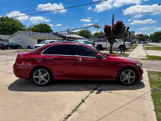Mercedes-Benz C-Class photo 15