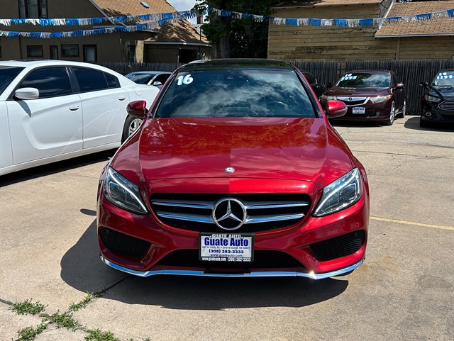 Mercedes-Benz C-Class photo 2