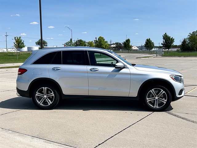 Mercedes-Benz GLC-Class photo 14