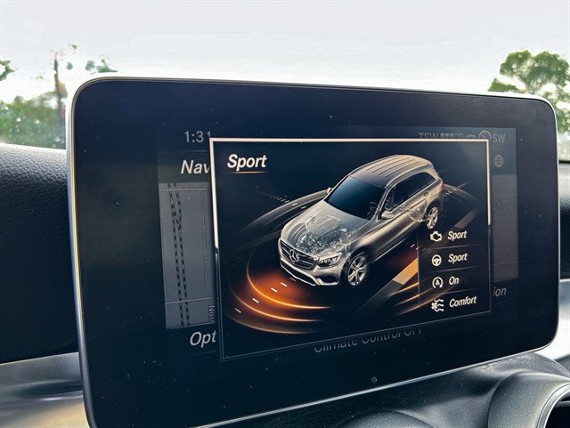 Mercedes-Benz GLC-Class photo 9