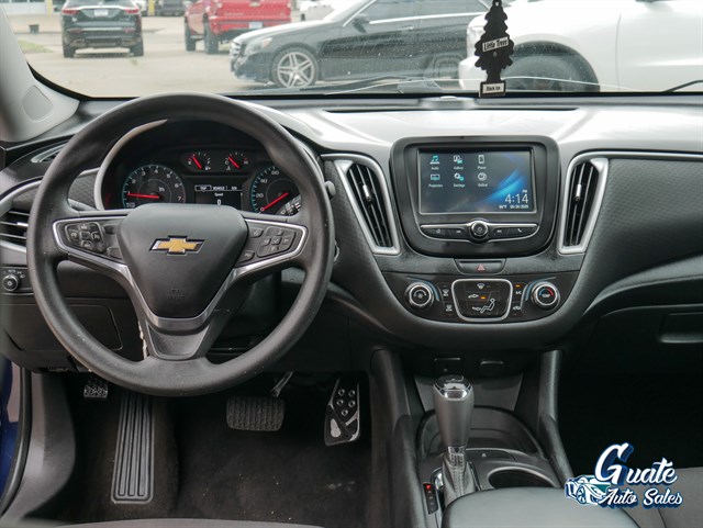 Chevrolet Malibu photo 9