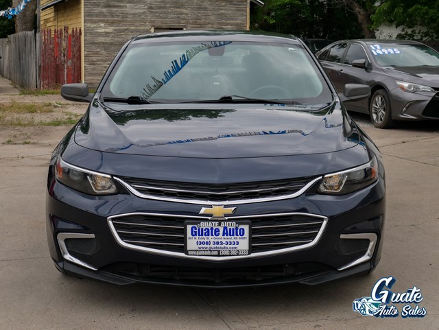 Chevrolet Malibu photo 2