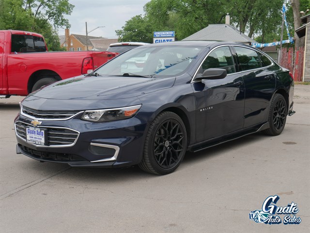 Chevrolet Malibu photo 3