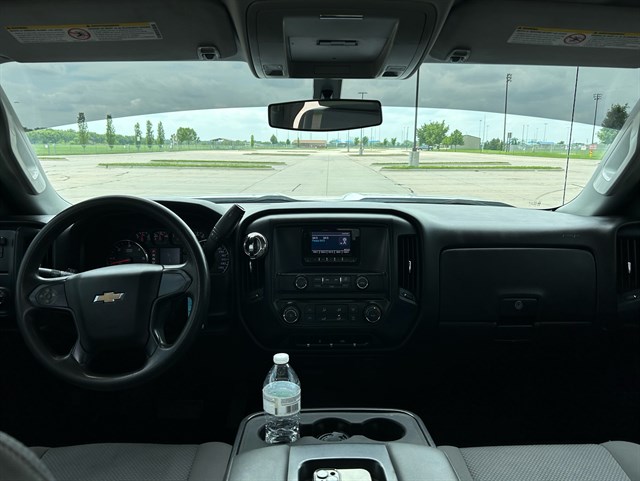 Chevrolet Silverado photo 19