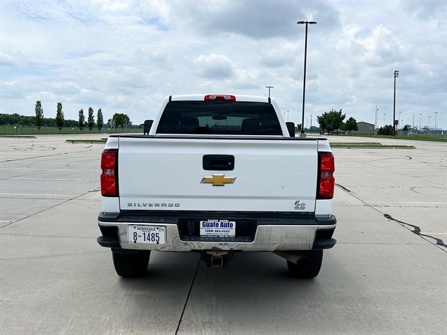 Chevrolet Silverado photo 10