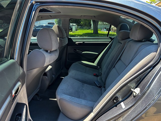 Honda Civic photo 12