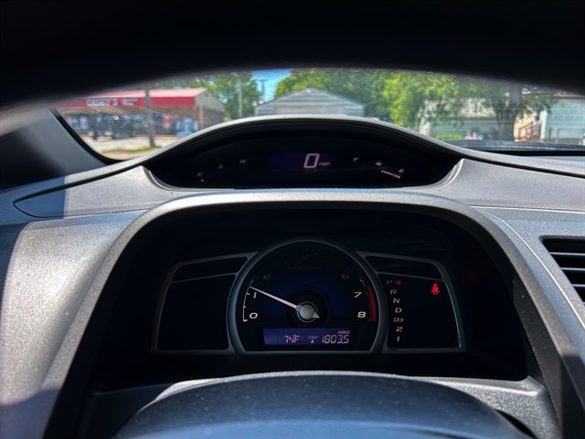 Honda Civic photo 6