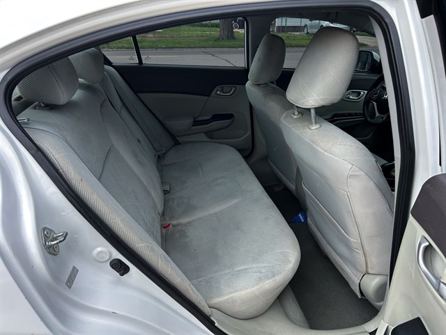 Honda Civic photo 12