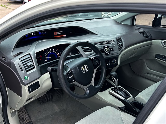 Honda Civic photo 4