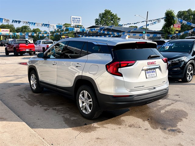 GMC Terrain photo 9