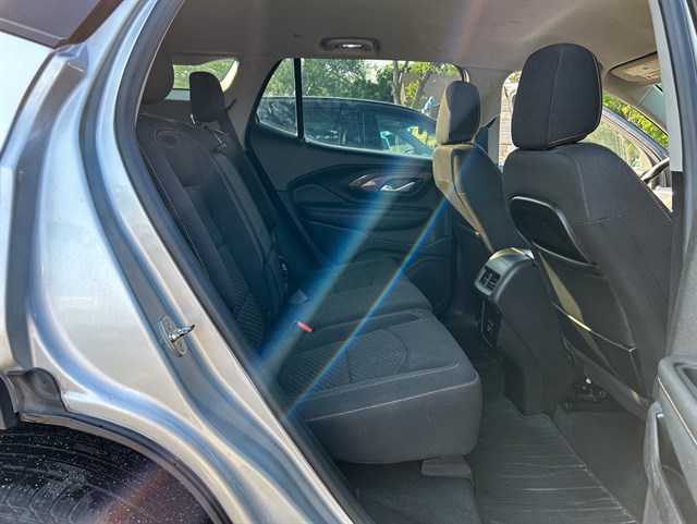 GMC Terrain photo 16