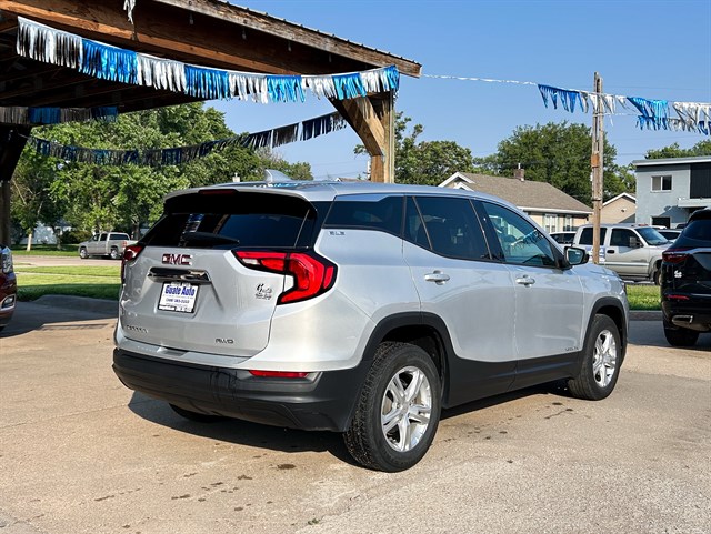 GMC Terrain photo 11