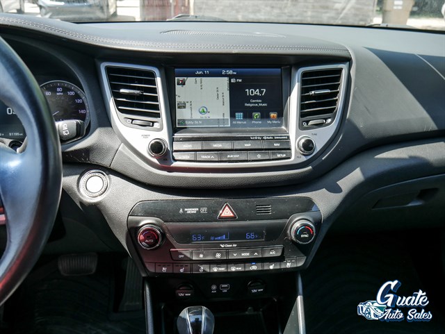 Hyundai Tucson photo 8