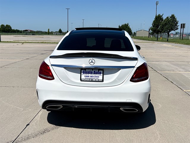 Mercedes-Benz C-Class photo 14