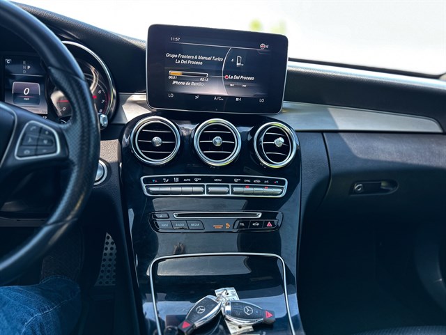 Mercedes-Benz C-Class photo 8