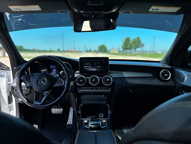 Mercedes-Benz C-Class photo 6