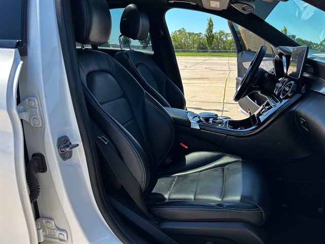 Mercedes-Benz C-Class photo 21