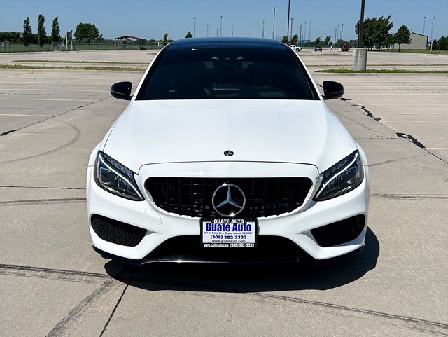 Mercedes-Benz C-Class photo 2
