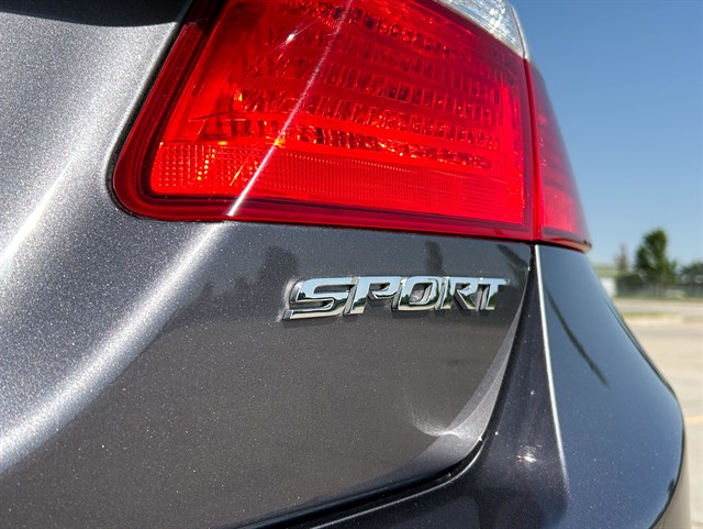 Honda Accord photo 19
