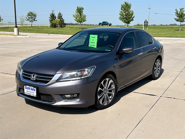 Honda Accord photo 3