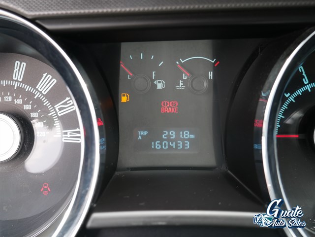Ford Mustang photo 6