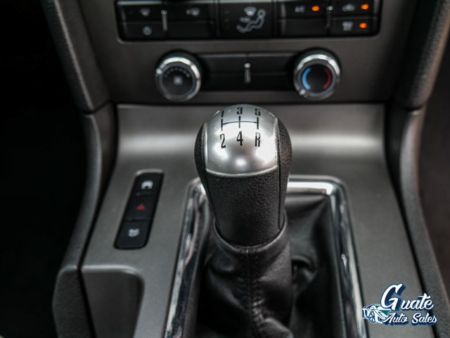 Ford Mustang photo 9