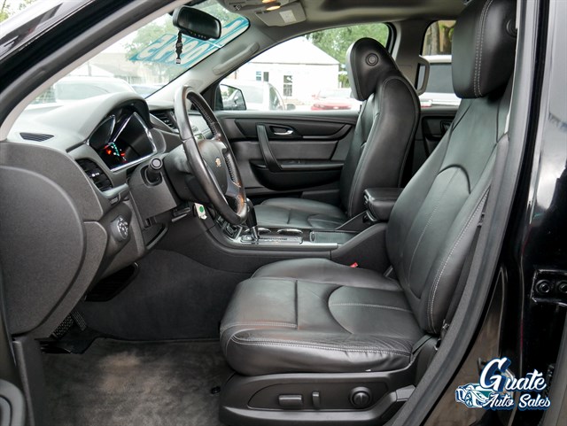 Chevrolet Traverse photo 5